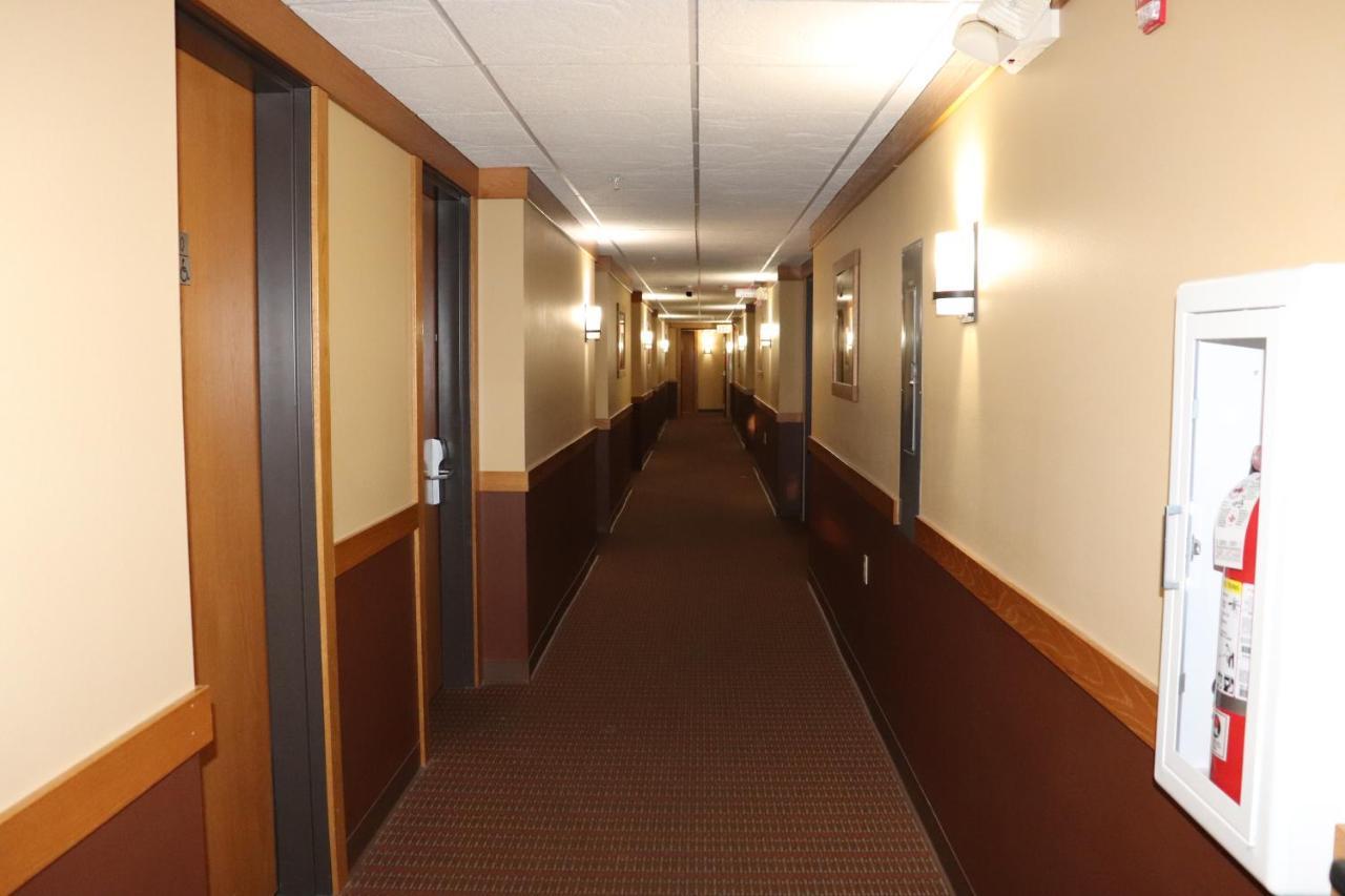 Prairie Inn Holmen La Crosse Area Eksteriør bilde